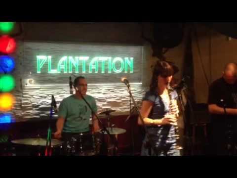 Troyka playing live @ plantation смотреть онлайн