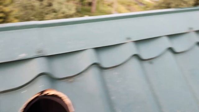 Установил Вентиляционные выходы на металлочерепицу!