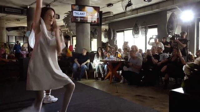 Тари - Сукня бiла (Отчетный концерт 2019) смотреть онлайн