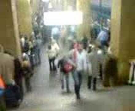 Английские фанаты в Московском метрополитене 21 мая 2008 смотреть онлайн