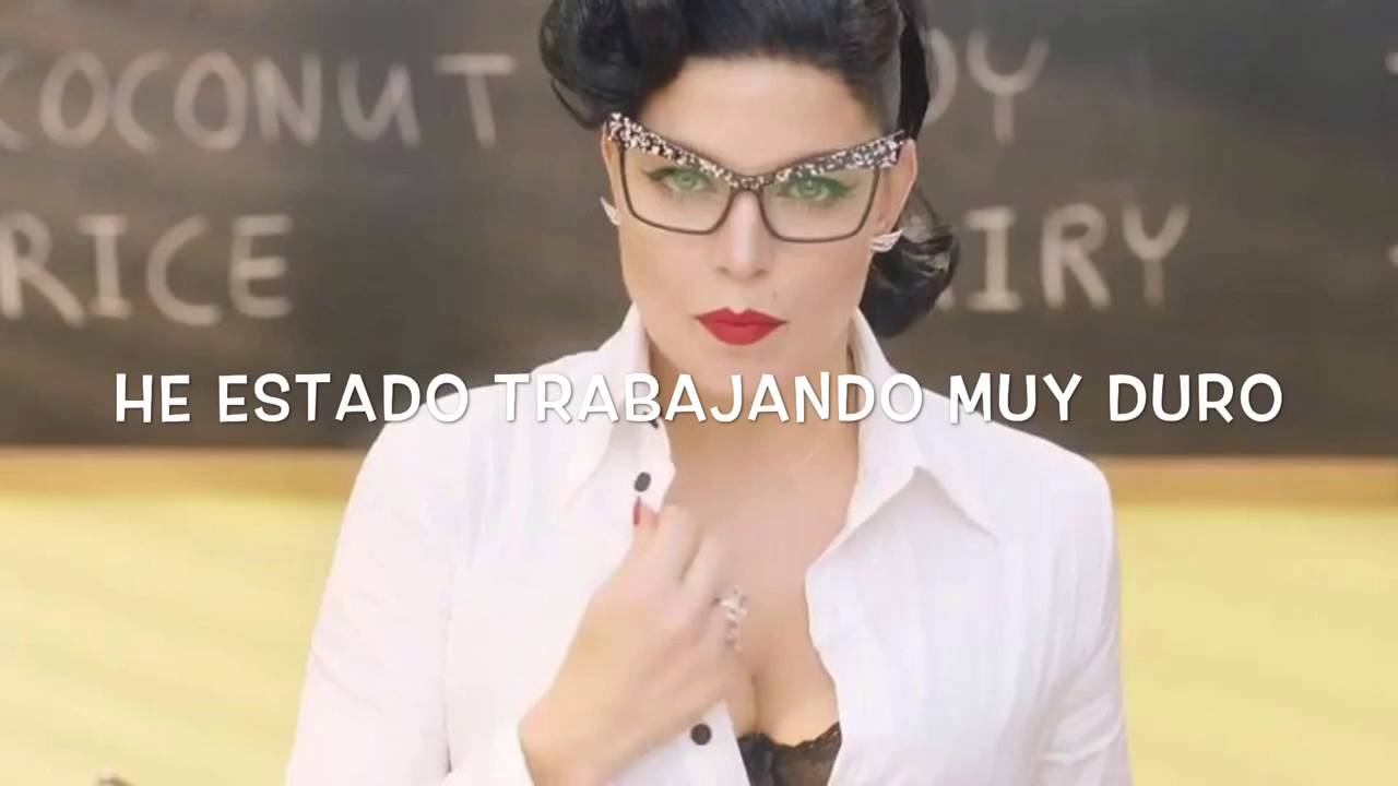 Fergie - M.I.L.F $ (subtitulada español) смотреть онлайн