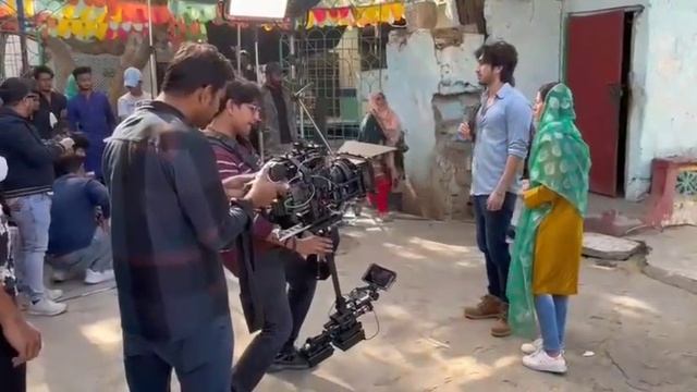 Burns Road Kay Romeo Juliet | Iqra Aziz смотреть онлайн