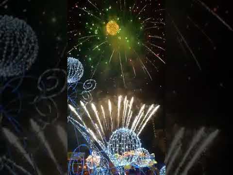 Салют на главной елке Николаева смотреть онлайн