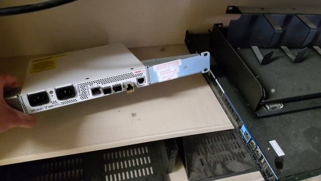 Touring our new CO + a 100G home lab with BIDI, GPON , and DWDM смотреть онлайн