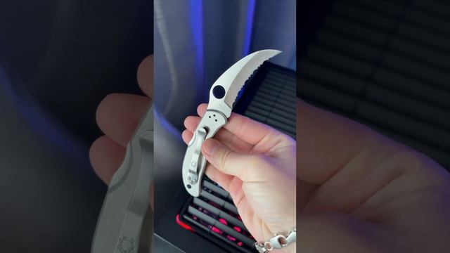 Spyderco Harpy смотреть онлайн