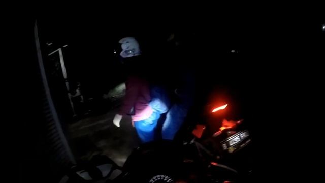 Dinginnya Jalan Tengah Malam Menuju Lembang(Minerva VX 150)