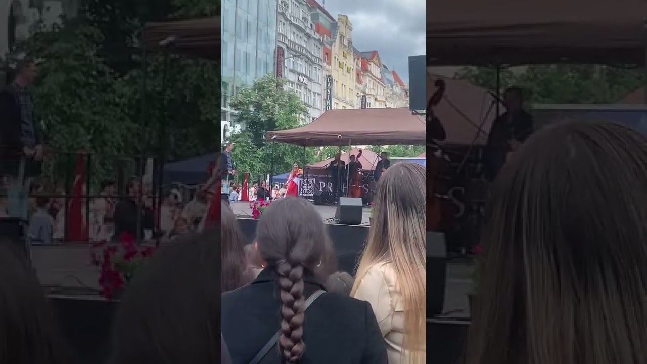 Праздник фольклора в Праге смотреть онлайн