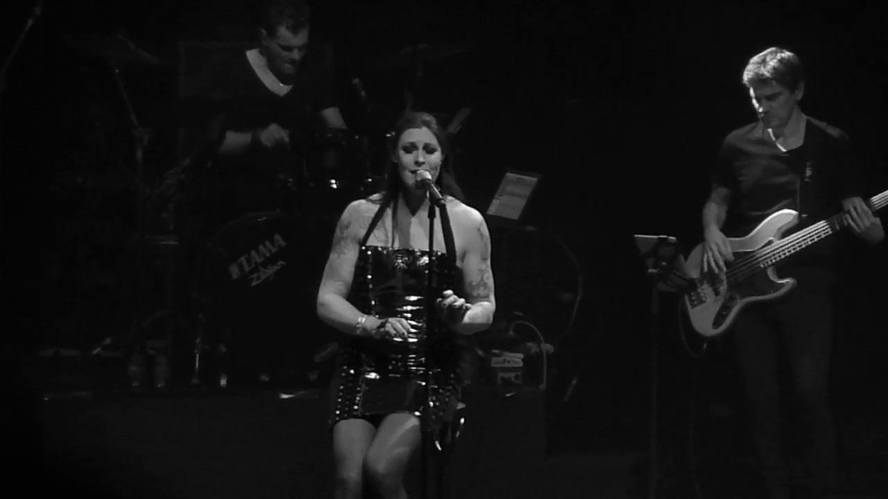 Floor Jansen - Slow, Love, Slow (live @ Oosterpoort Groningen 24.01.2020) 2/7 смотреть онлайн