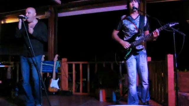 DEEp PURpLE-Smoke on the water- Smoke this SOLO --- dynamite *** смотреть онлайн