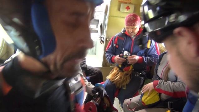 2018-05-13 2 взлёт. Грузимся на борт АН-2 смотреть онлайн