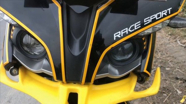 modified modified pulsar rs 200 - THE YELLOW EDITION   //RARE MODIFICATION