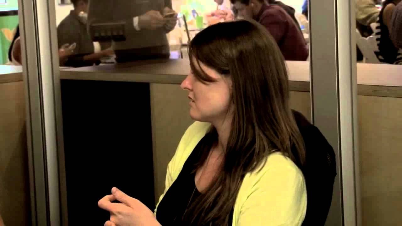 Video Film Review: GIRL MOST LIKELY wants to succeed смотреть онлайн