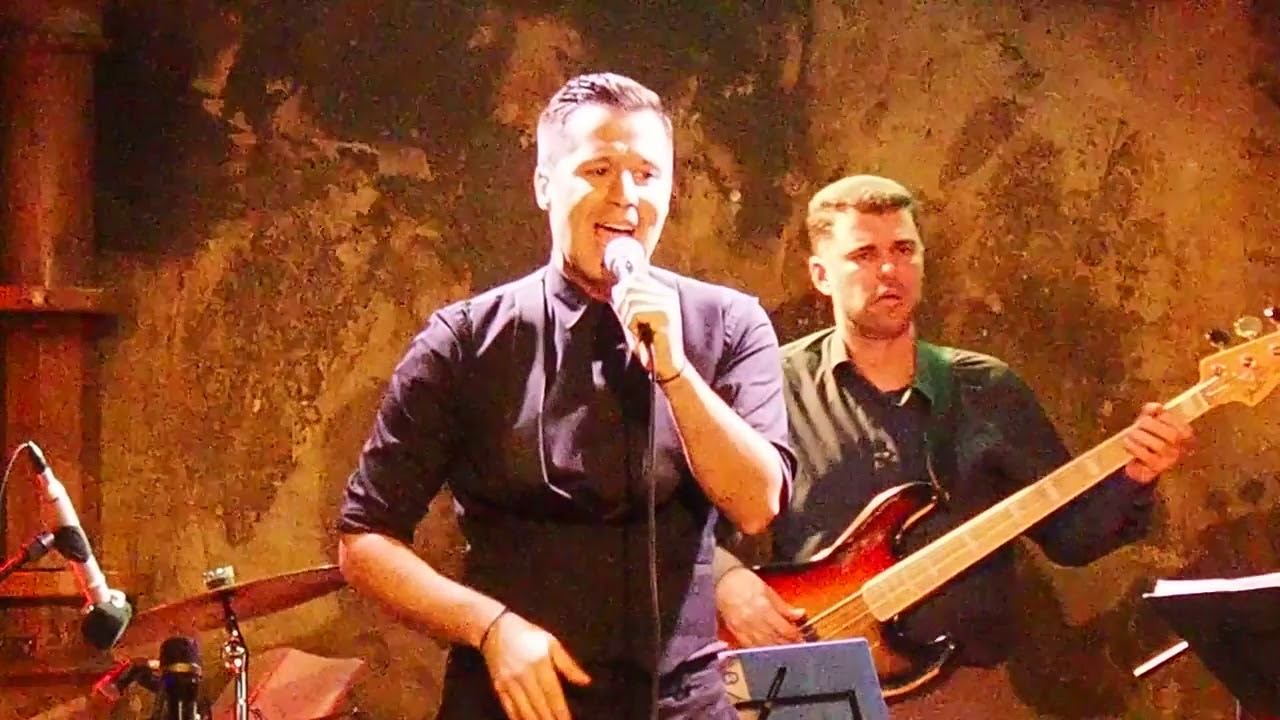 Adam Tsarouchis - At Last (live at Faust) смотреть онлайн