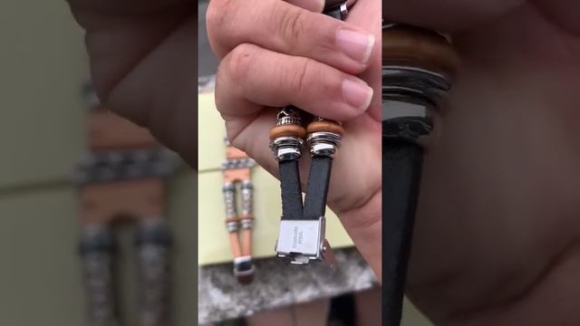 Dây đồng hồ Chrome Hearts phiên bản giới hạn смотреть онлайн