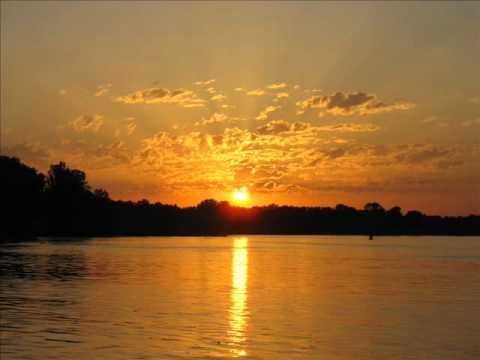 The sun goes down смотреть онлайн