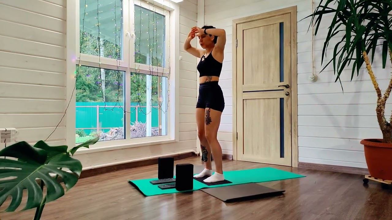 Как встать на гвозди в первый раз| Подробный разбор техник для гвоздестояния смотреть онлайн