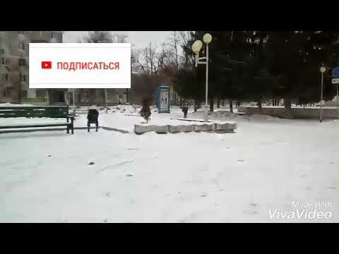 Идём на каток | Пытались зделать ласточку 😂! смотреть онлайн