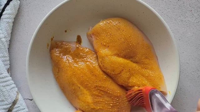 HEALTHY TURMERIC CHICKEN смотреть онлайн