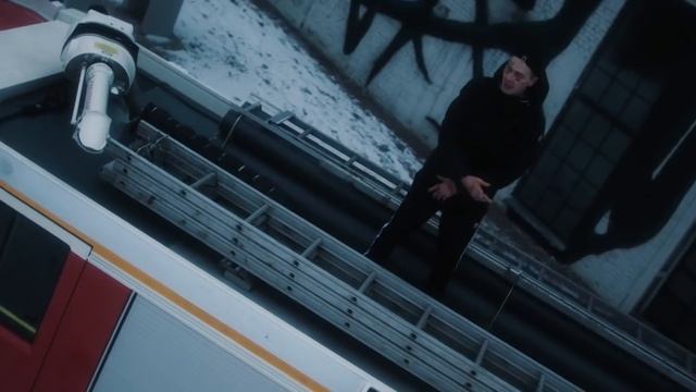 FACE – СПАСАТЕЛЬНЫЙ КРУГ ФЕЙС – СПАСАТЕЛЬНЫЙ КРУГ смотреть онлайн