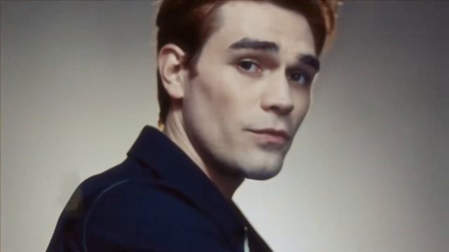 212 Heroes - Eau de Toilette - CAROLINA HERRERA смотреть онлайн