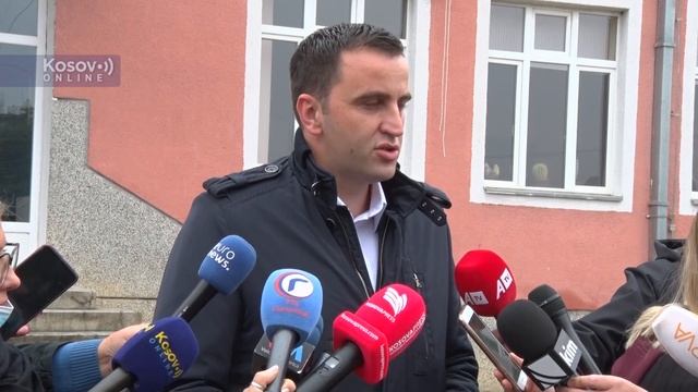 Stojanović: Potrebno je da ponovo vratimo odlučivanje narodu i da se narod pita смотреть онлайн