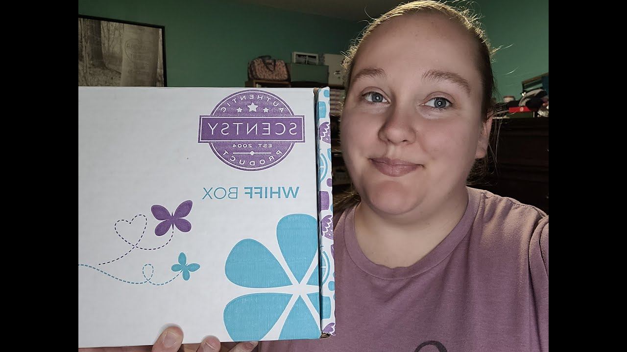 April 2022 Scentsy Whiff Box Unboxing смотреть онлайн
