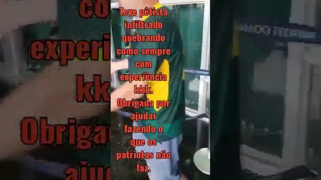 Eleitores direita e esquerda em ato Cívico contra roubo de engravatados nas eleições do Brasil смотреть онлайн