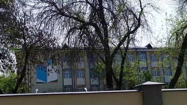 Весенний город смотреть онлайн