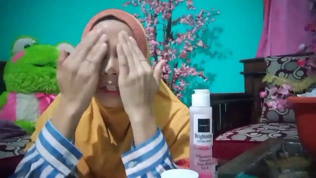 Riview cream skincare rutin tehyun dari prodak Scarlett Whitening смотреть онлайн