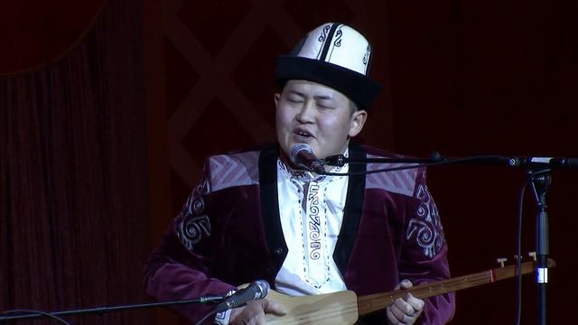 "Жан секет". Элмирбек Иманалиевдин ыры Акматбек Султан уулунун аткаруусунда смотреть онлайн