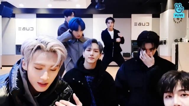 (eng/indo/jap/spanish Sub) PENTAGON VLIVE|01/30/22