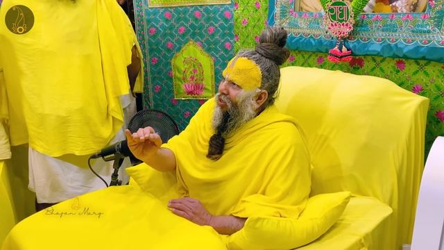 Hema Malini (MP Mathura) की महाराज जी से क्या वार्तालाप हुई ? Bhajan Marg смотреть онлайн