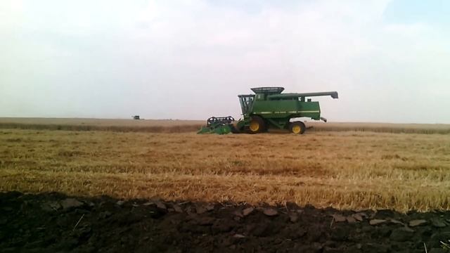 Жнива 2014...JD9500x5 DAF смотреть онлайн