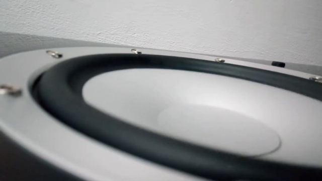 Magnat Quantum 755 Bass смотреть онлайн