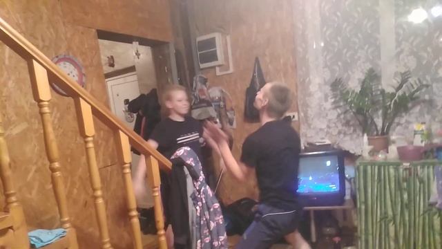 Шел 18 день карантин смотреть онлайн