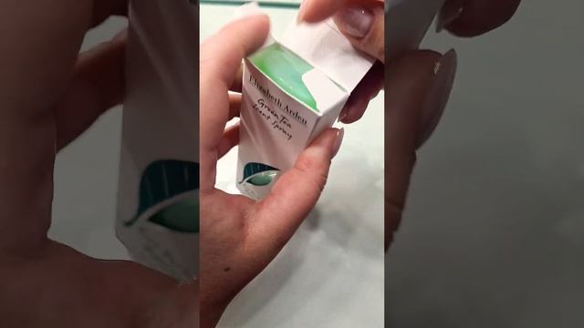 Elizabeth Arden Green Tea #perfume #ароматы #парфюм #распаковка #elizabetharden#greentea смотреть онлайн