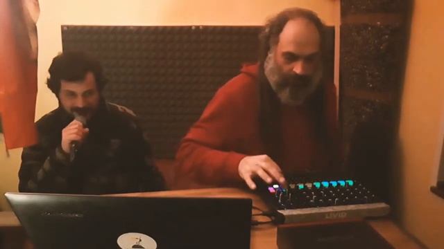 Mr.Woodwicker & F.A.D.O. homepractice live session 2022 смотреть онлайн