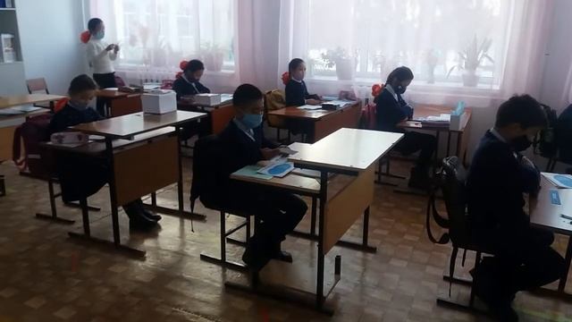 Мойынқұм ауданы, Абай атындағы орта мектебінің бастауыш сынып мұғалімі Г.Бердикулова смотреть онлайн