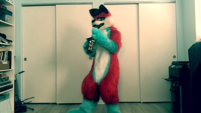 “Just The Two Of Us” - Bill Withers | Valentine’s Day Fursuit Freestyle!! смотреть онлайн