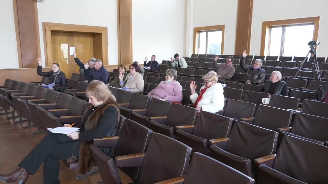 9 вопросов минус 5 дополнительных плюс 2 декларации: как прошло заседание горсовета Басарабяска? смотреть онлайн