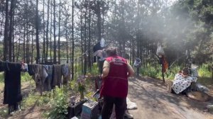 Люди леса, как прошел снос? Лена в кругу друзей. Мусорщик.