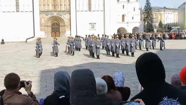 Kremlin changing of the guard смотреть онлайн