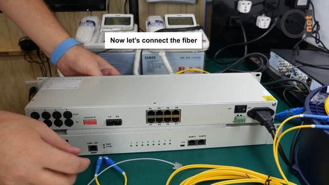 8 port FXS/FXO 19' rack mount POTS Telephone over Fiber Multiplexer смотреть онлайн