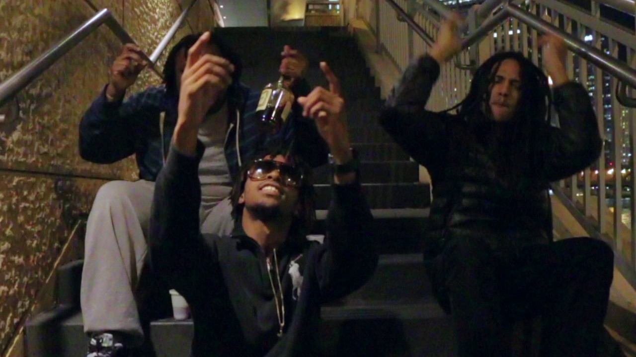 J DOT C - NEVA GOIN BROKE (Official Music Video) смотреть онлайн
