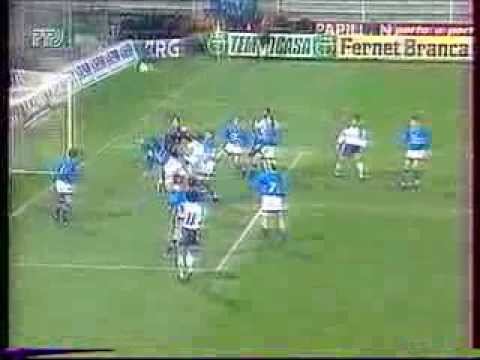 Обзор первых матчей 1/4 финала Кубка Кубков 1994/1995. смотреть онлайн