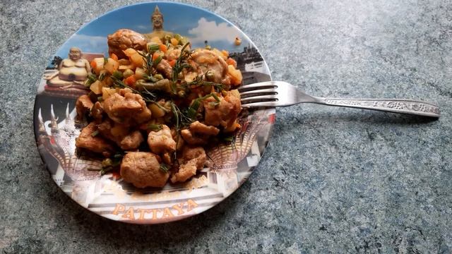 Мясо тушёное с овощами. смотреть онлайн