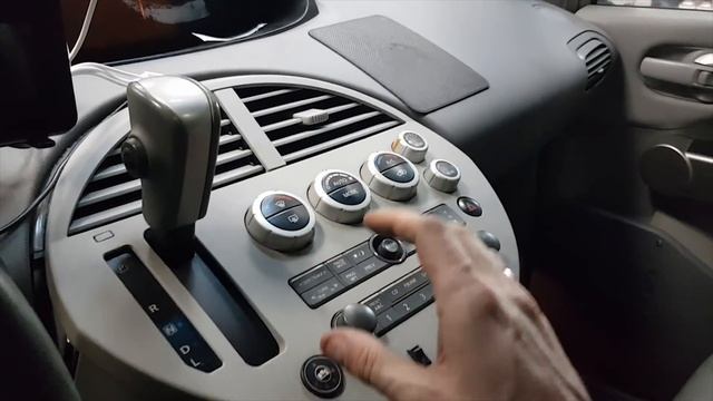 Nissan Quest установка планшета вместо очечника смотреть онлайн