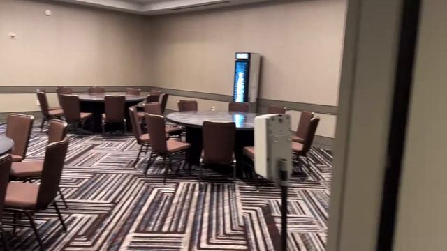 Crowne Plaza Atlanta Perimeter At Ravinia смотреть онлайн
