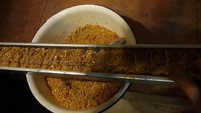 Кормим цыплят / состав корма // Жизнь в деревне