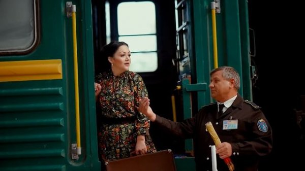 LENUTA GHEORGHITA - VIATA M-A PURTAT PRIN LUME